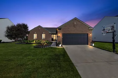 18831 English Ivy, Macomb, MI 48042