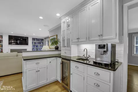 1042 Bishop, Grosse Pointe Park, MI 48230 photo 13