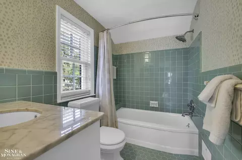 1042 Bishop, Grosse Pointe Park, MI 48230 photo 32