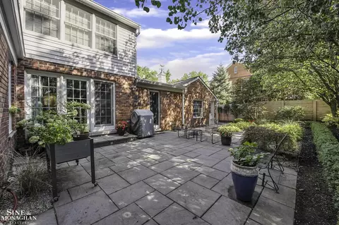 1042 Bishop, Grosse Pointe Park, MI 48230 photo 39