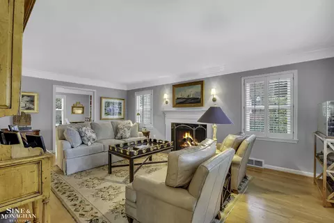 1042 Bishop, Grosse Pointe Park, MI 48230 photo 6
