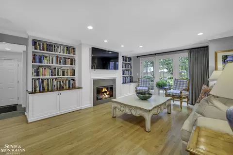 1042 Bishop, Grosse Pointe Park, MI 48230 photo 15