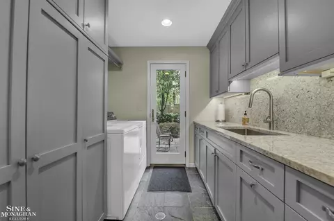1042 Bishop, Grosse Pointe Park, MI 48230 photo 22