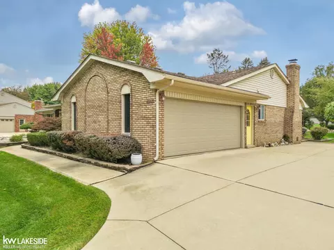 8505 Orchardview, Washington, MI 48095 photo 3