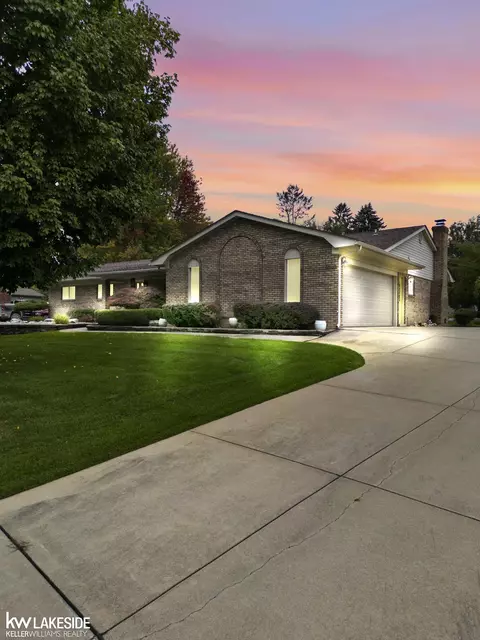 8505 Orchardview, Washington, MI 48095 photo 4
