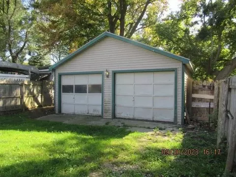 618 E Mason, Owosso, MI 48867 photo 3