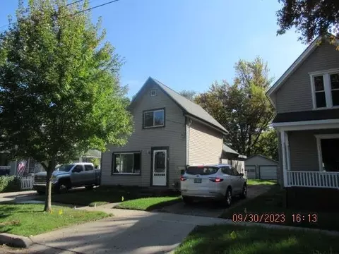 618 E Mason, Owosso, MI 48867