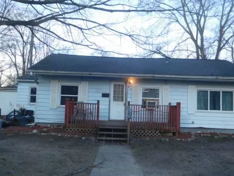 215 Plumb St, Vassar, MI 48768