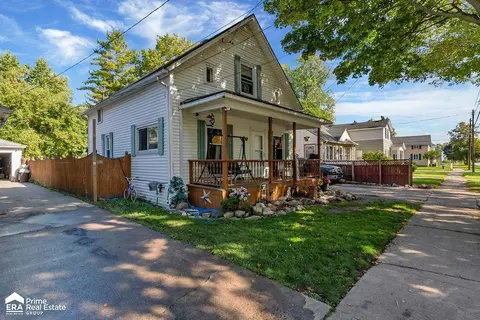 1710 Monroe, Saginaw, MI 48602