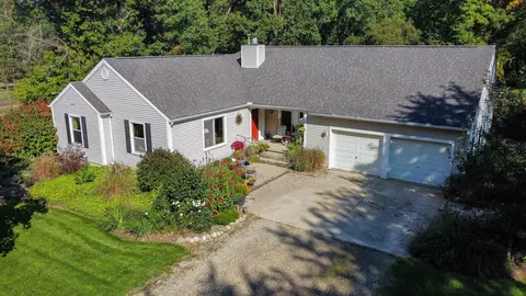 11165 Horton, Holly, MI 48442