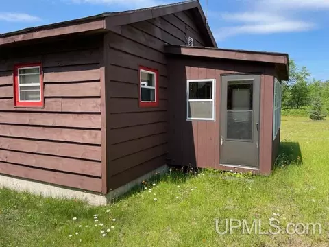 9200 Co Rd Psb, Ishpeming, MI 49849