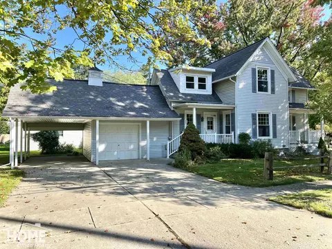 701 N Chipman, Owosso, MI 48867