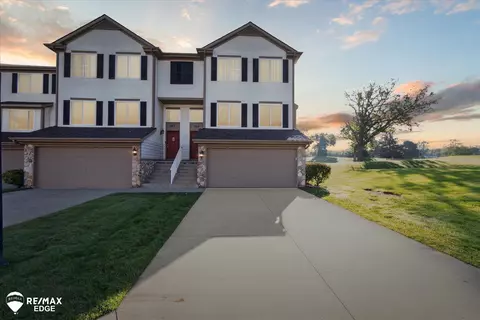 329 Oak Rdg, Pontiac, MI 48341