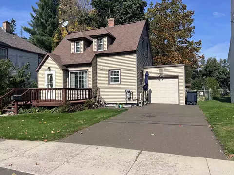 116 W Coolidge, Ironwood, MI 49938