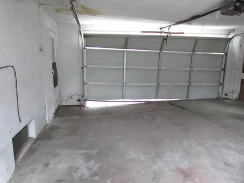 2565 Thomas, Flint, MI 48504 photo 13