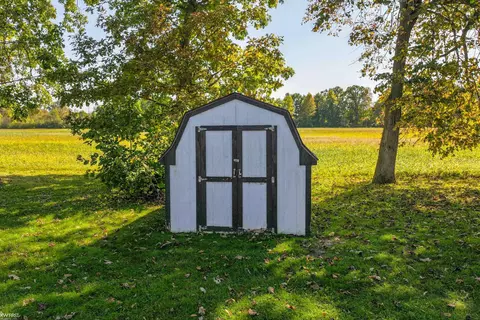 7121 Adelle, Flushing, MI 48433 photo 38