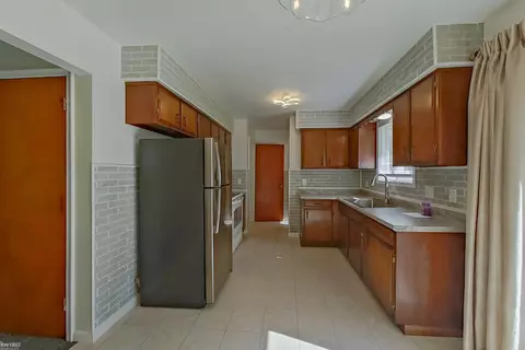 7121 Adelle, Flushing, MI 48433 photo 16