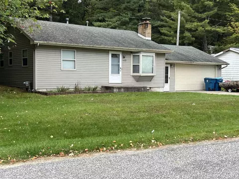 4455 Verity, Sanford, MI 48657