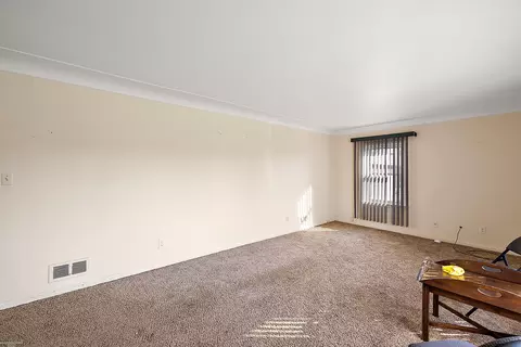 18067 Prosper, Eastpointe, MI 48021 photo 9