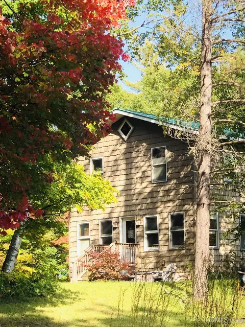 2115 Olmsted, Ishpeming, MI 49849 photo 3