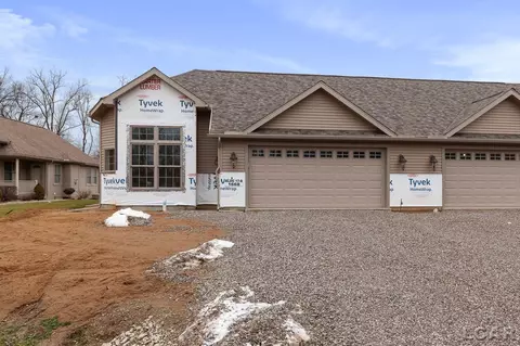 1668 Rivers Edge, Adrian, MI 49221
