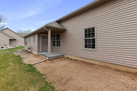 1668 Rivers Edge, Adrian, MI 49221 photo 28