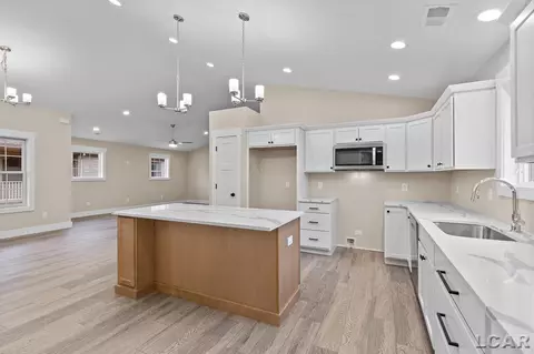 1668 Rivers Edge, Adrian, MI 49221 photo 4
