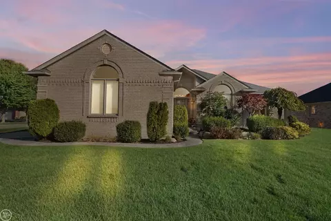 21257 Anderson, Macomb, MI 48044 photo 2