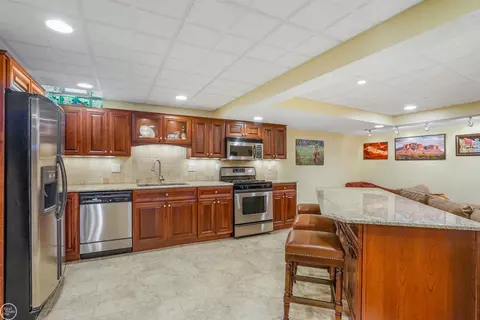 21257 Anderson, Macomb, MI 48044 photo 30