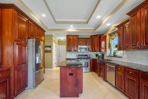 21257 Anderson, Macomb, MI 48044 photo 8