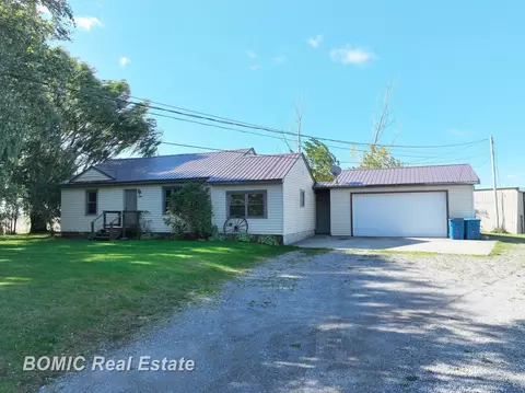 1363 N Nolet, Essexville, MI 48732