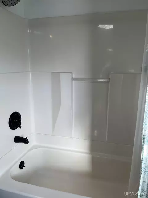 814 N Maple, Ishpeming, MI 49849 photo 38