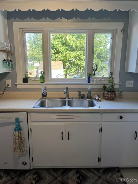 814 N Maple, Ishpeming, MI 49849 photo 21