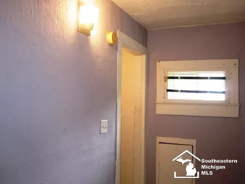 502 Ormsby #504 OSBY, Adrian, MI 49221 photo 6