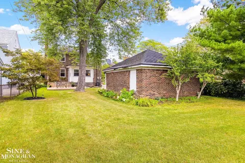 787 Lincoln, Grosse Pointe, MI 48230 photo 25