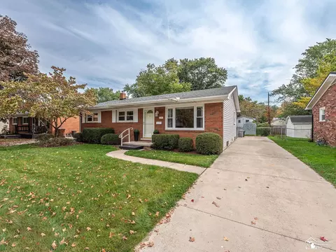 1220 Mccormick, Monroe, MI 48162
