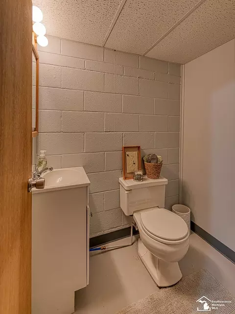 1220 Mccormick, Monroe, MI 48162 photo 28