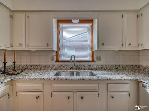1220 Mccormick, Monroe, MI 48162 photo 7