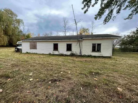 11351 E Mannsiding, Gladwin, MI 48624 photo 2