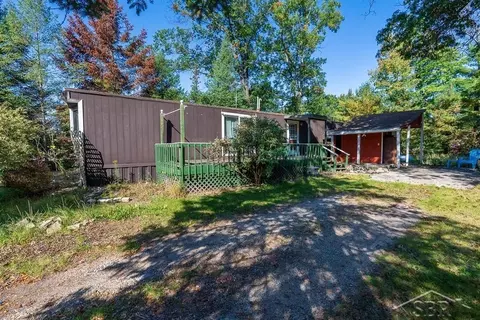 5488 Morrow, Gladwin, MI 48624 photo 4