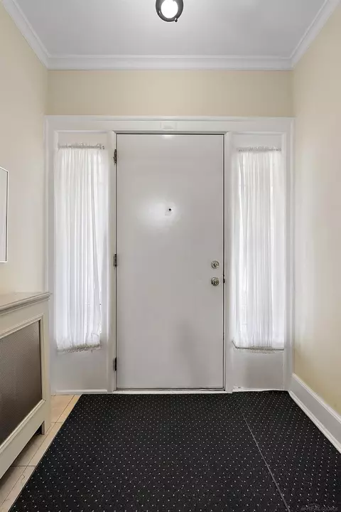 1371 Bedford, Grosse Pointe Park, MI 48230 photo 6