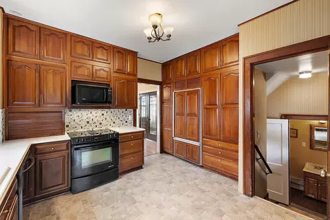 1371 Bedford, Grosse Pointe Park, MI 48230 photo 17
