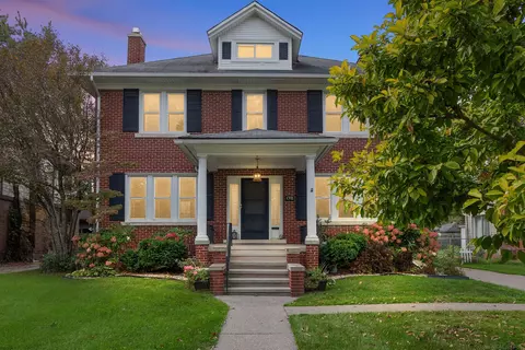 1371 Bedford, Grosse Pointe Park, MI 48230