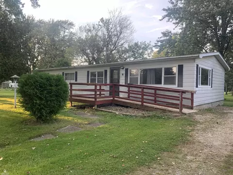 77 E Rebecca, Peck, MI 48466