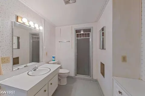 1717 Lynbrook, Flint, MI 48507 photo 10