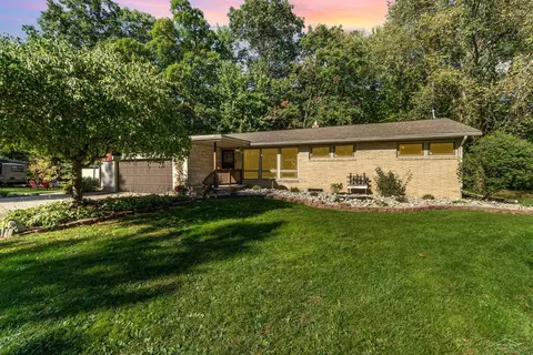 2506 Haven, Sanford, MI 48657