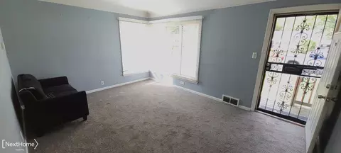 4914 Miami, Flint, MI 48504 photo 2