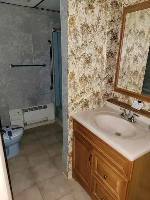 820 N Clare, Harrison, MI 48625 photo 15