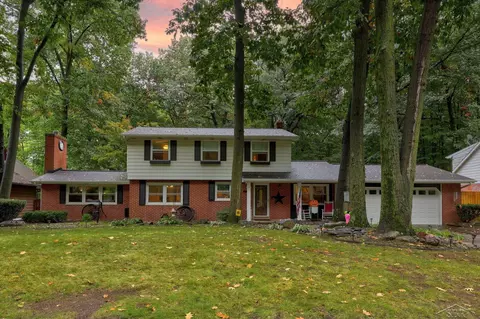 800 Rambling, Saginaw, MI 48609