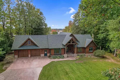 5074 Stanton Lk, Attica, MI 48412